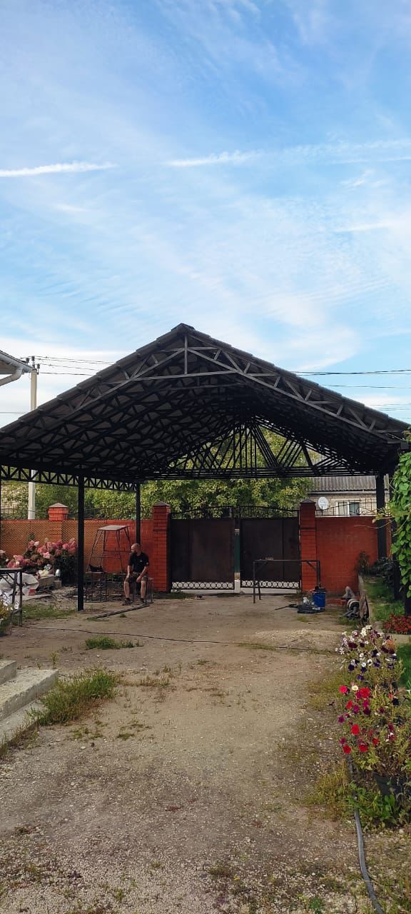 Кованый навес с поликарбонатом